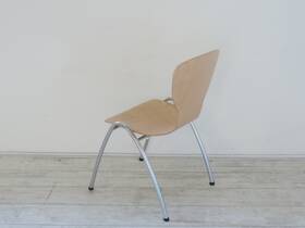 Vierpootstoel Model 129