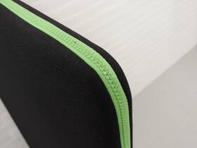 Scheidingswand zwart detail