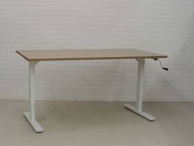 Bureau r.m. 160x80 hoogte verstelbaar d.m.v. slinger