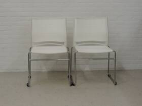 Koppelbare stoel kunststof zitting