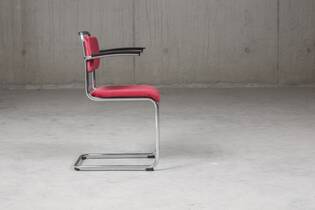 Gispen 201H Manchester ribstof felrood