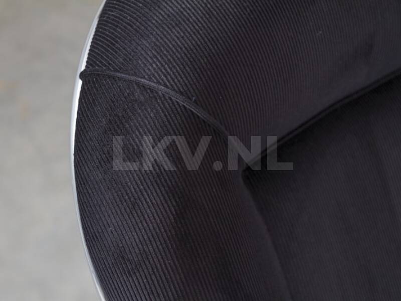 Gispen AA zwart rib detail