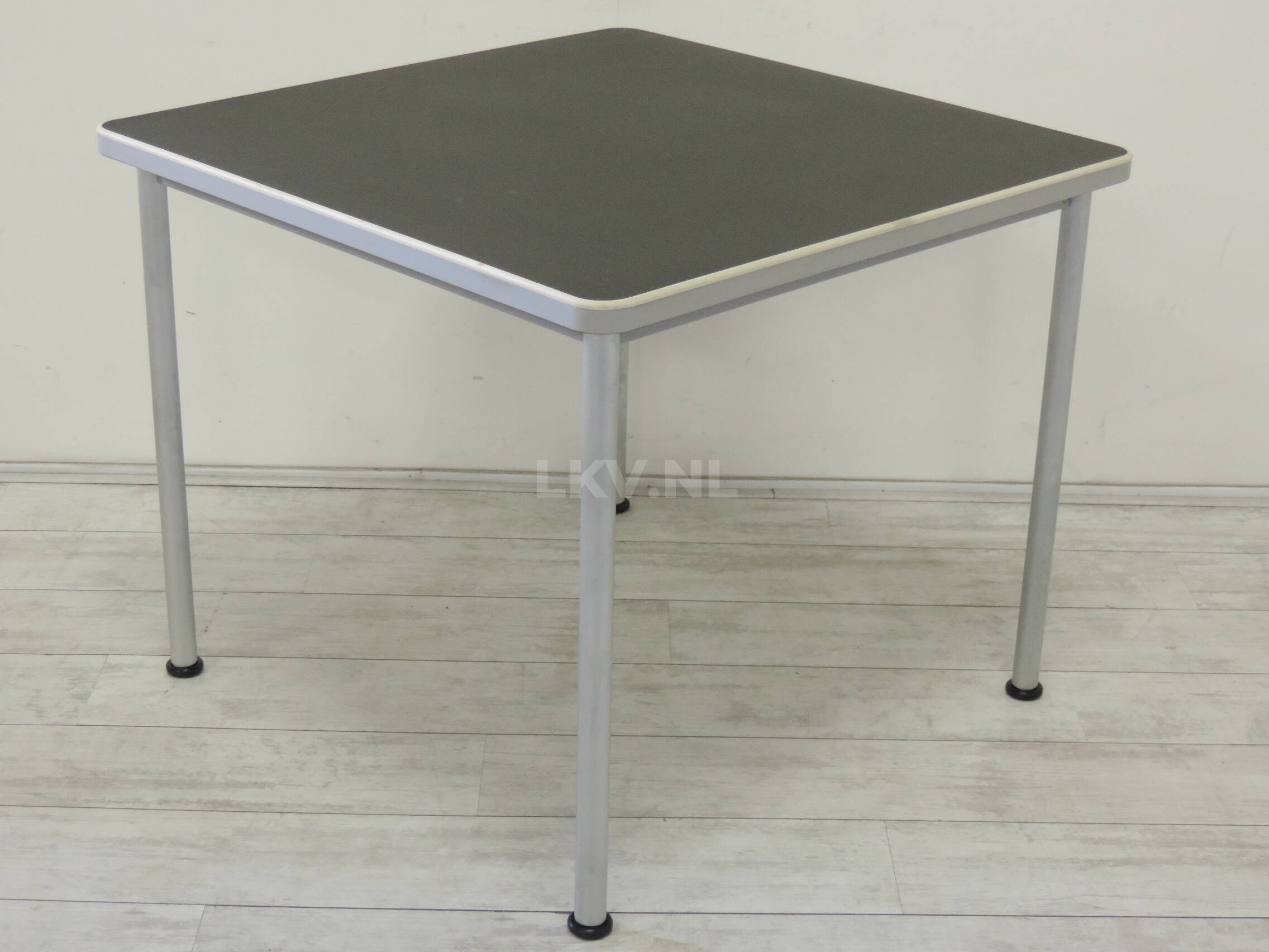 het kan aflevering Voorafgaan Tafel Gispen 515 90x90 zwart | LKV.nl