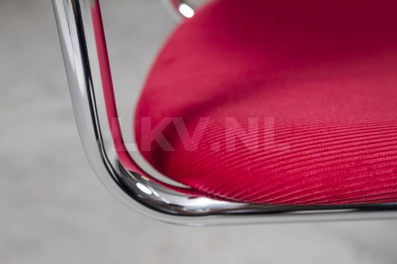 Gispen Today 1001 Manchester ribstof fel rood - detail van de stoffering