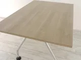 Vitra tafel 120x80 detail