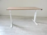 Zit-sta bureau voorkant