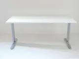 Bureau t-frame alu met wit blad