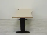 Bureau Alpha wing RECHTS