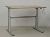 Bureau Er-To-Go 120x80 hoogte verstelbaar d.m.v. slinger