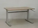 Bureau Er-To-Go 120x80 hoogte verstelbaar d.m.v. slinger