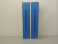 Kledingkast blauw