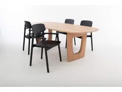 GIJS  eetkamertafel / vergadertafel