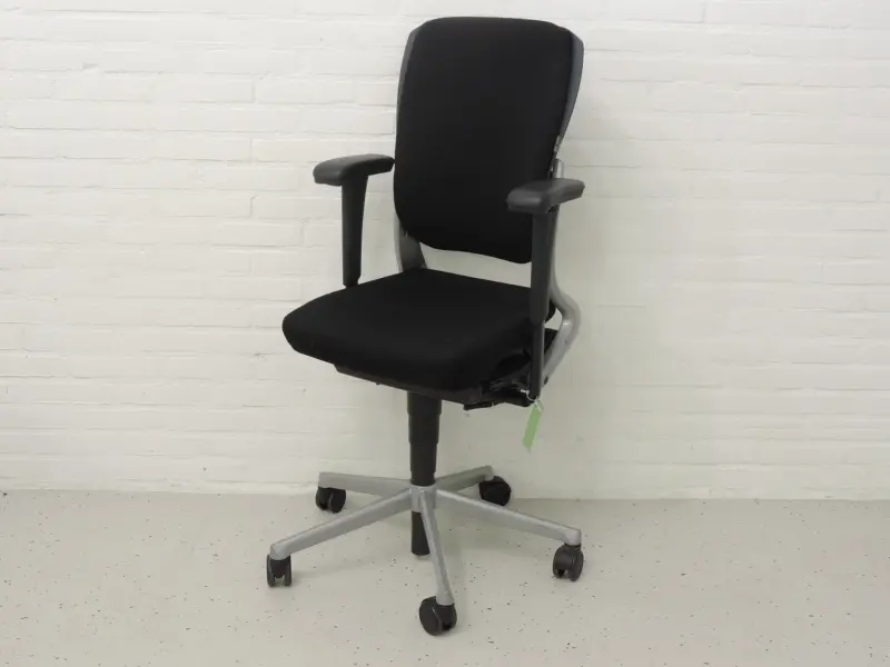 Bureaustoel Ahrend 230 zwart