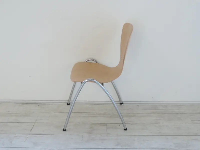 Vierpootstoel Model 129