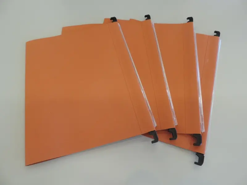 Hangmappen oranje