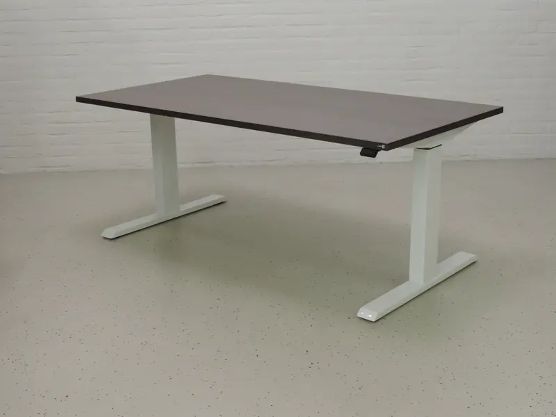 Zit-sta bureau GT-SF met wit frame en eiken donker blad - laagste stand