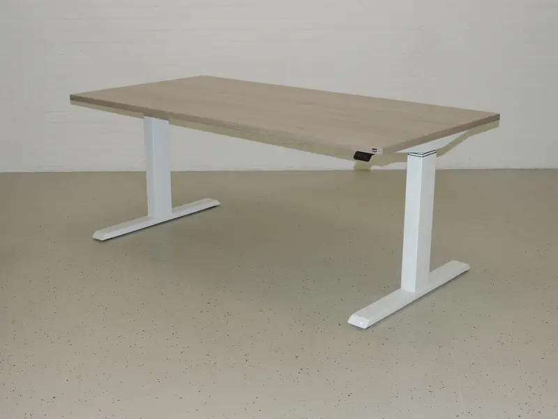 Zit-sta bureau GT-SF met wit frame en eiken robson blad