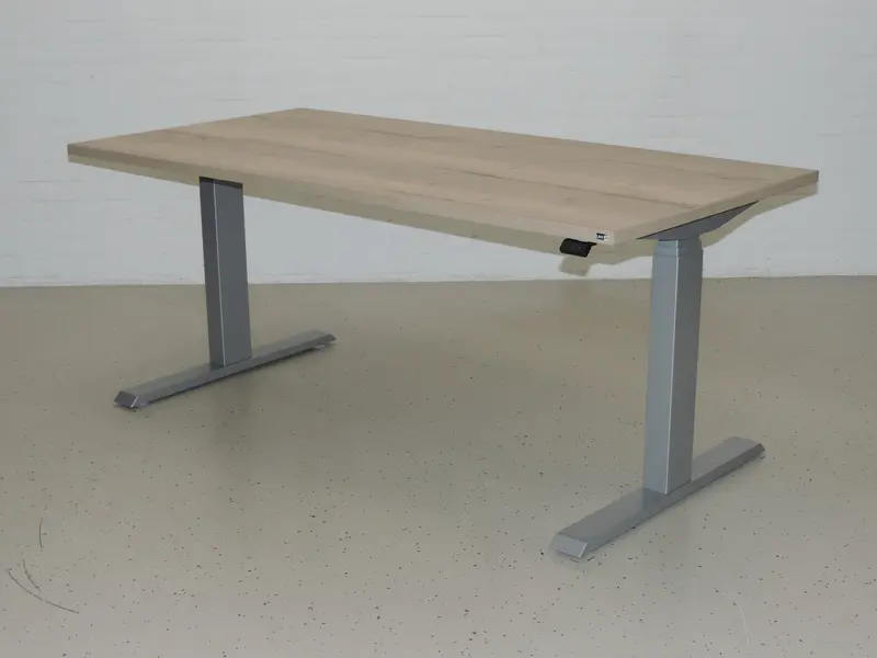 Zit-sta bureau GT-SF met alu frame en halifax blad