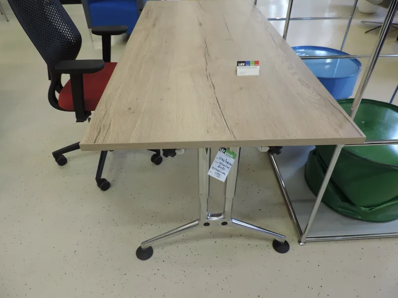 Refurbished Vitra Ad hoc bureau 180x80 (slinger)