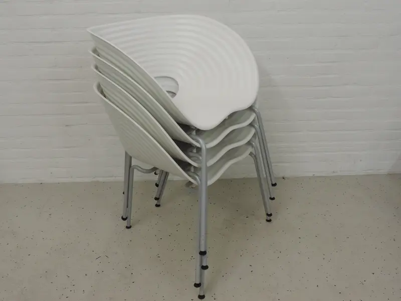 Vitra Tom Vac 4-poot stoel