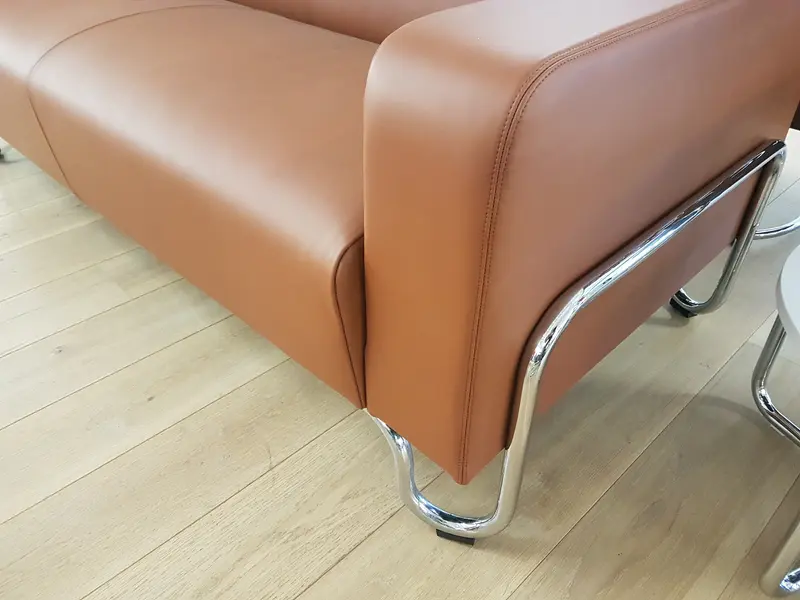 Gispen 441 2.5 zits  TOLEDO LEER ZWART